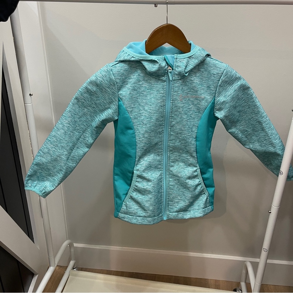 Girl's Free Country Softshell Hood Jacket, Mint, Water/Wind Resist, size M(5/6)